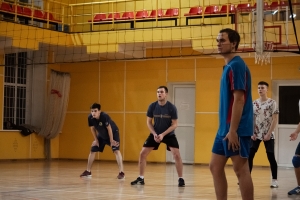 фото к теме - Тренировочный матч по волейболу